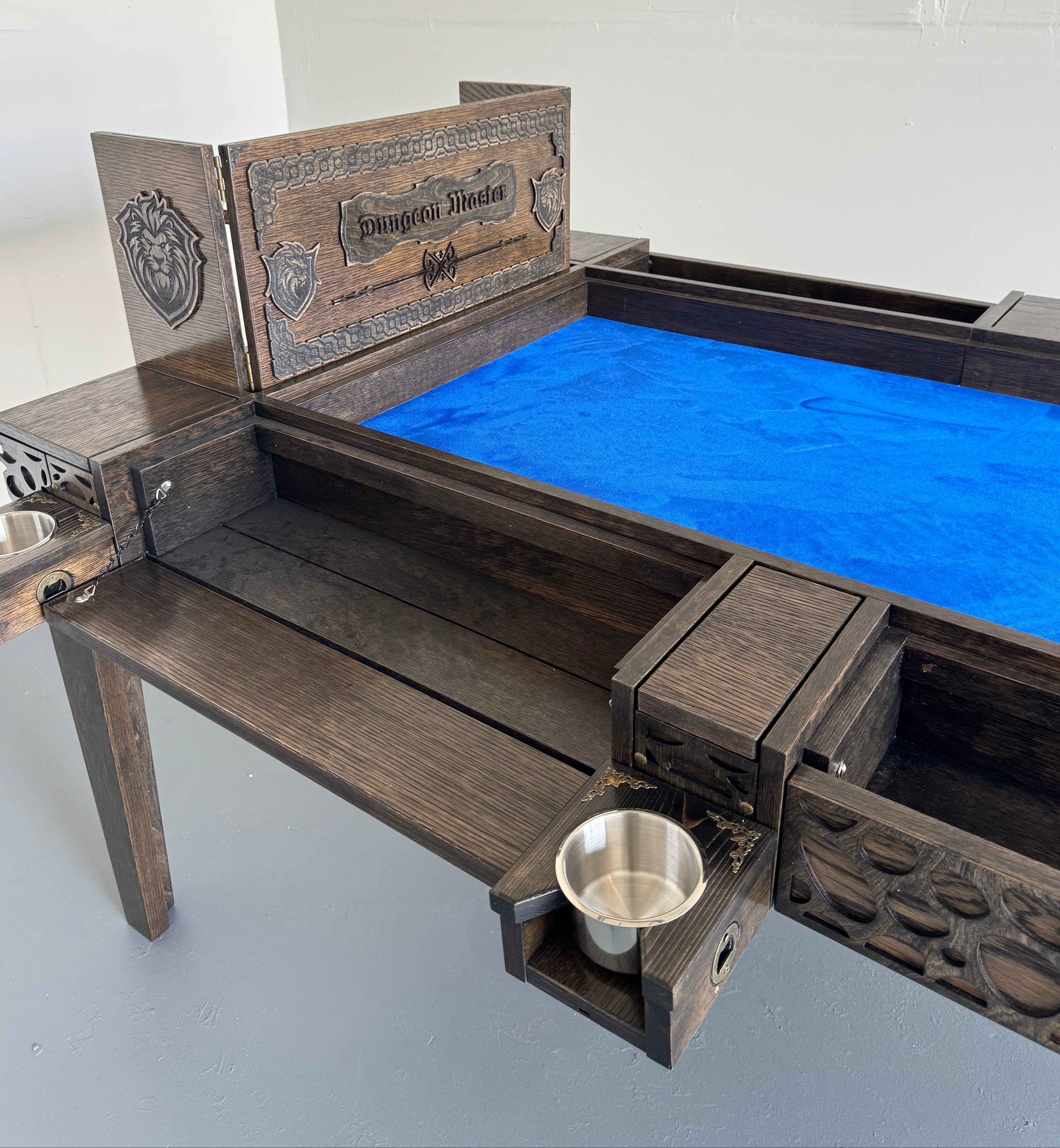 8-Seat D&D Gaming Table: Multifunctional Role Playing Table