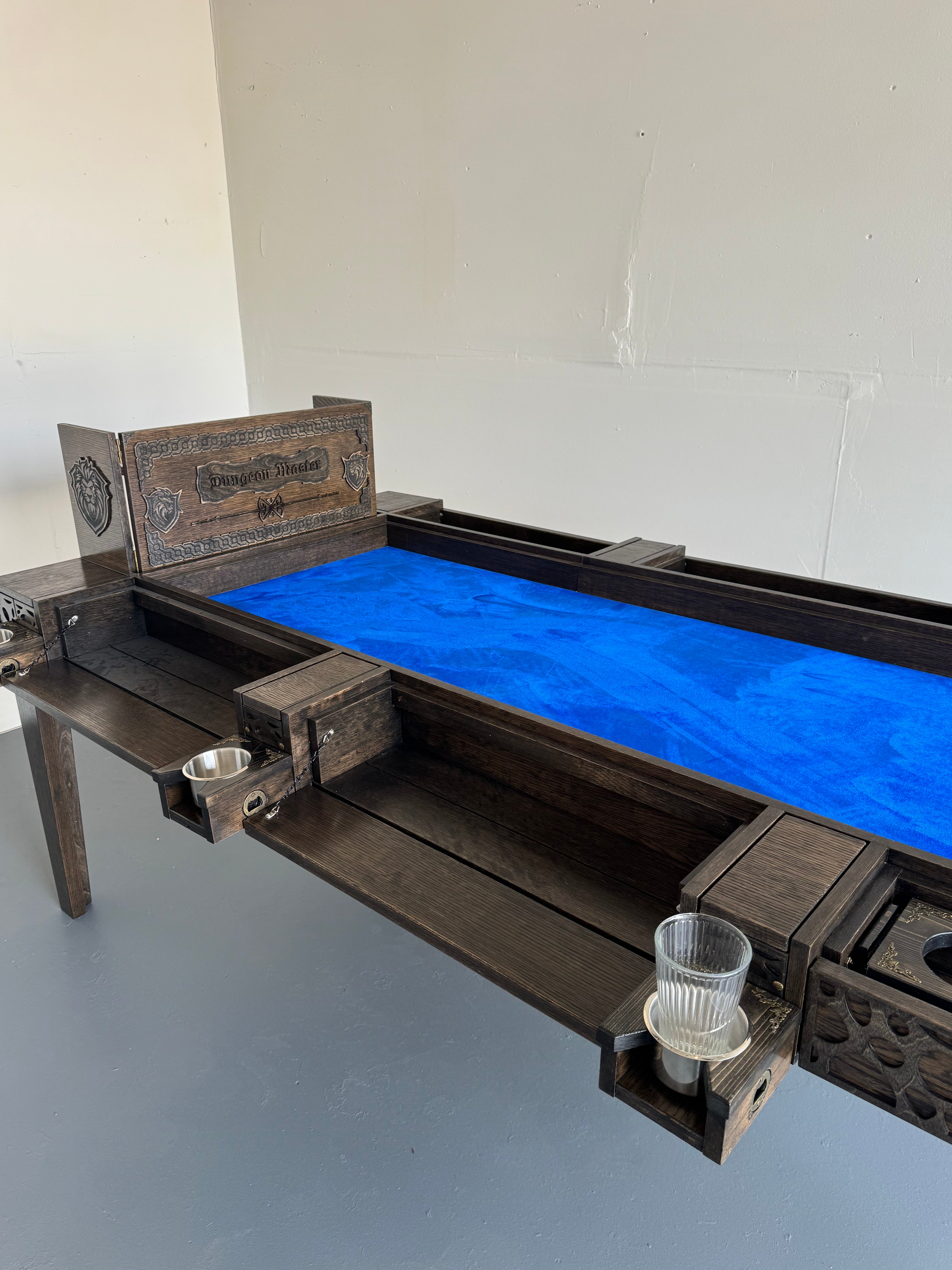 8-Seat D&D Gaming Table: Multifunctional Role Playing Table